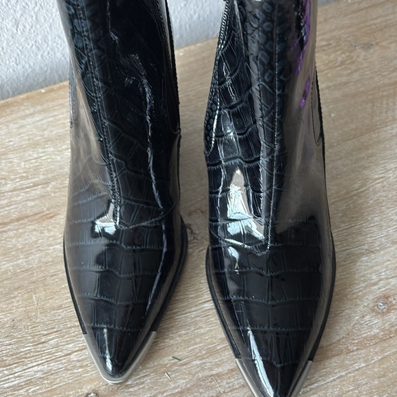 Vince Camuto New York Black Patent Leather Ankle Booties - Picture 5 of 16